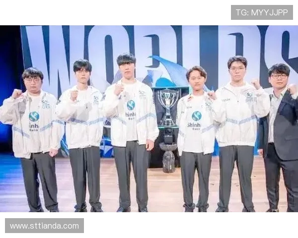 全球总决赛爆冷黑马逆袭豪取冠军点燃电竞圈热血激情