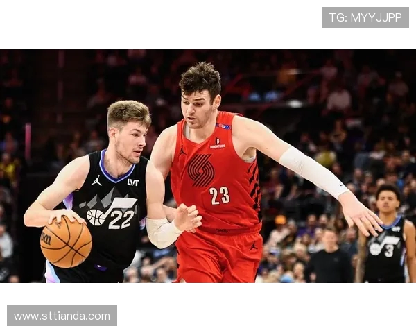 爵士迎战开拓者两队锋线对决成关键胜负悬念引爆全场焦点