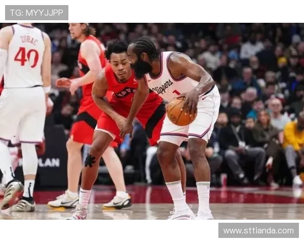 猛龙大战76人巅峰对决恩比德与巴恩斯领衔演绎东部激情对抗