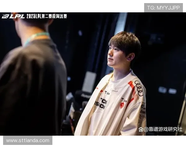 TES战队选手个人能力深度对比分析与未来发展潜力探讨