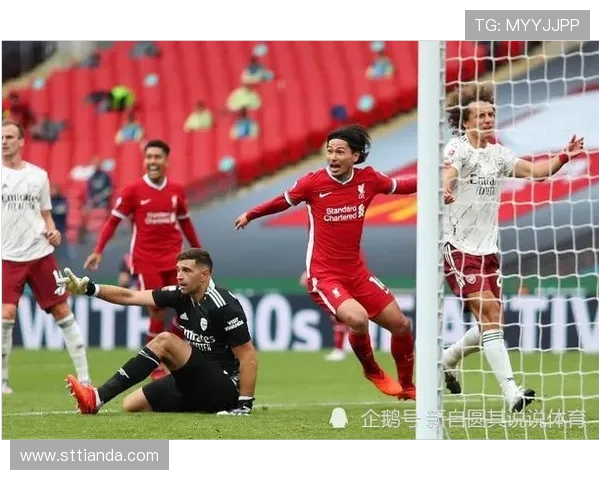 成都羽毛球队力量争议引发热议球员表现与训练方式的深度探讨